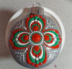 Classic & Grinch Mandala Dot Ornaments Workshop @ Harford Artists Gallery